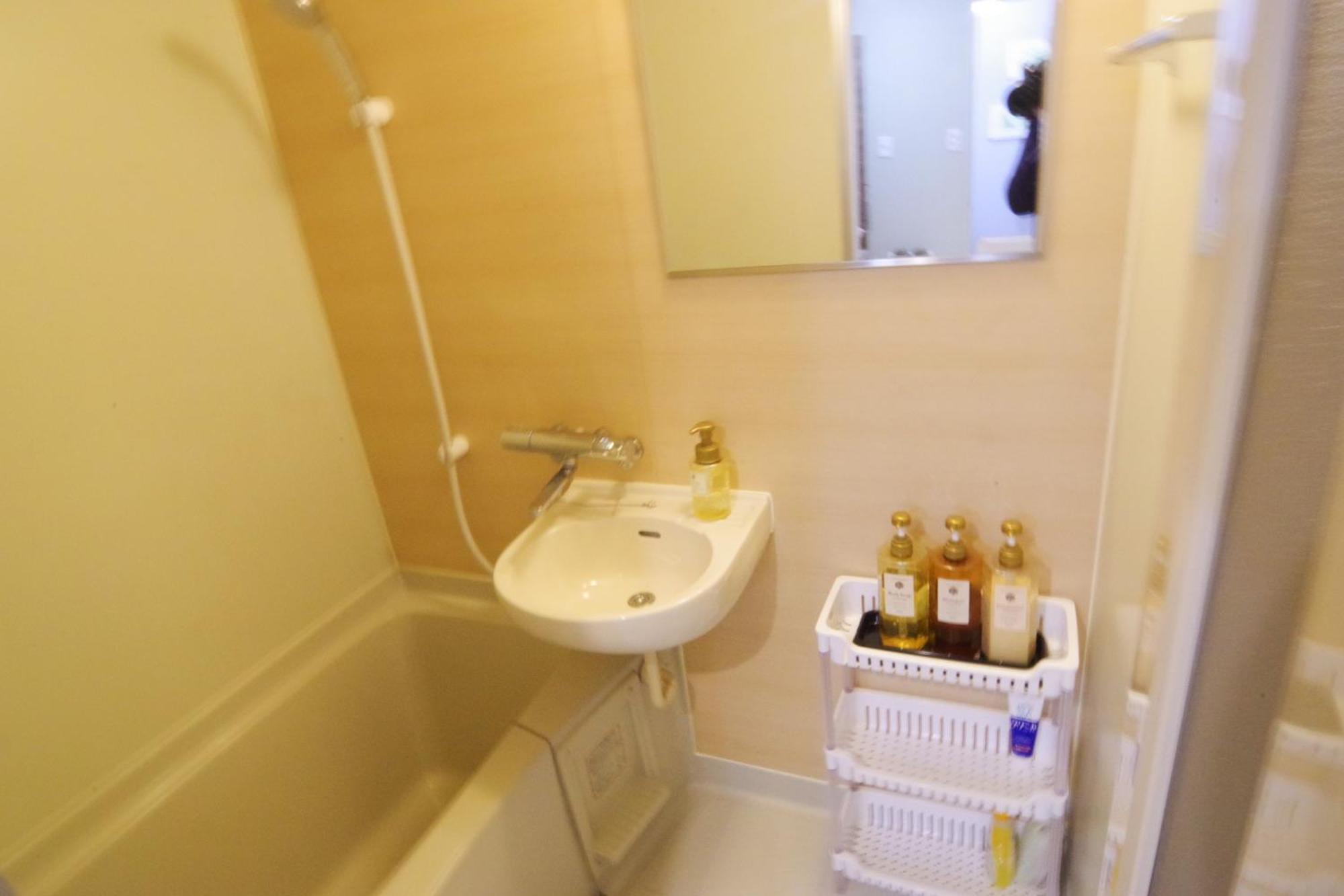Nippombashi Art Hotel 402 Osaka Exterior photo