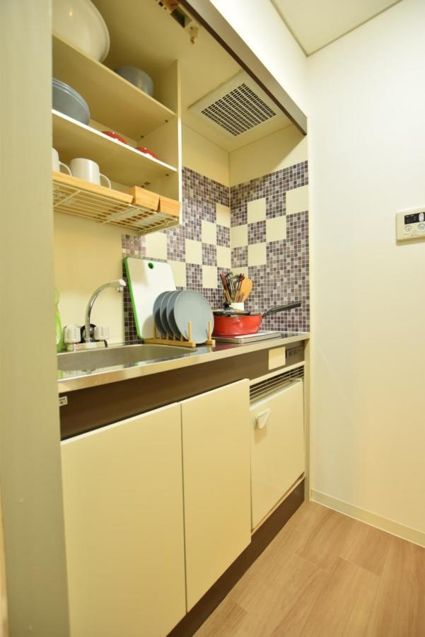 Nippombashi Art Hotel 402 Osaka Exterior photo